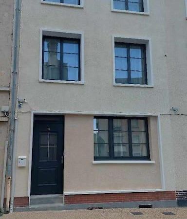 Mister Hinster - Studio Tout Confort Centre Ville Nogent-Le-Rotrou - 1E Etage Екстериор снимка