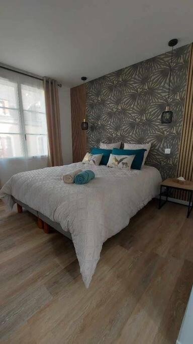 Mister Hinster - Studio Tout Confort Centre Ville Nogent-Le-Rotrou - 1E Etage Екстериор снимка